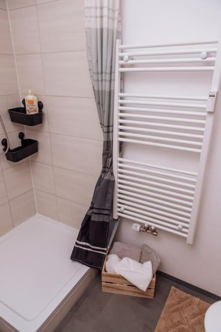 Sunny & Cozy - Netflix - Wifi - - 4 Person Essen